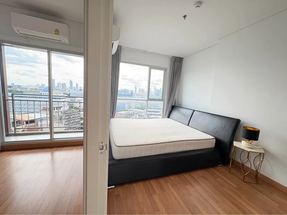 Condo for sale or rent, Lumpini Place Ratchada-Sathu, ready to move in, complete facilities Great value, book now.