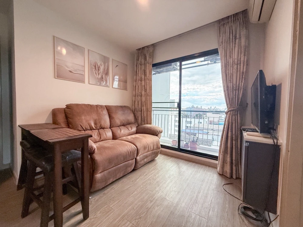 Villa Lasalle for sale, corner room, top floor, balconies on two sides, north direction, very good price. If interested, reserve now.