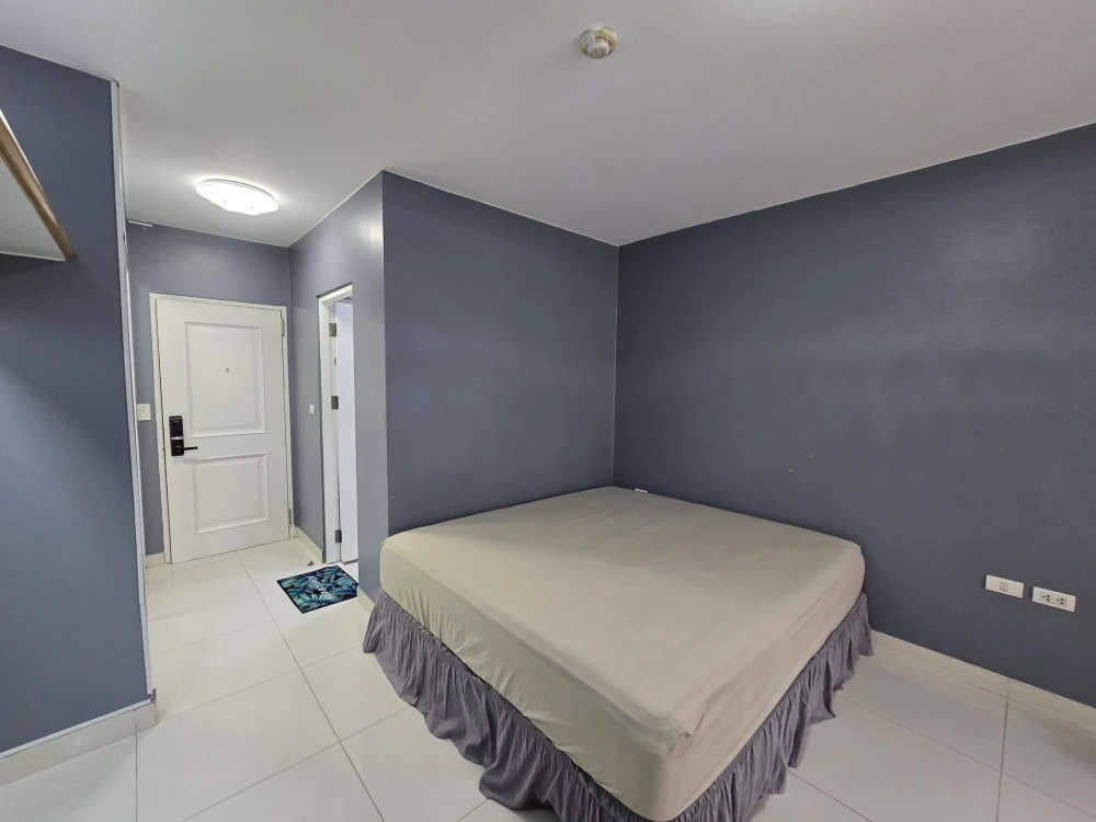 Urgent sale rent Condo I-House Rama 9-Ekkamai, 1st floor, Building A, condo in the heart of the city, good price, ready to move in, book now!!