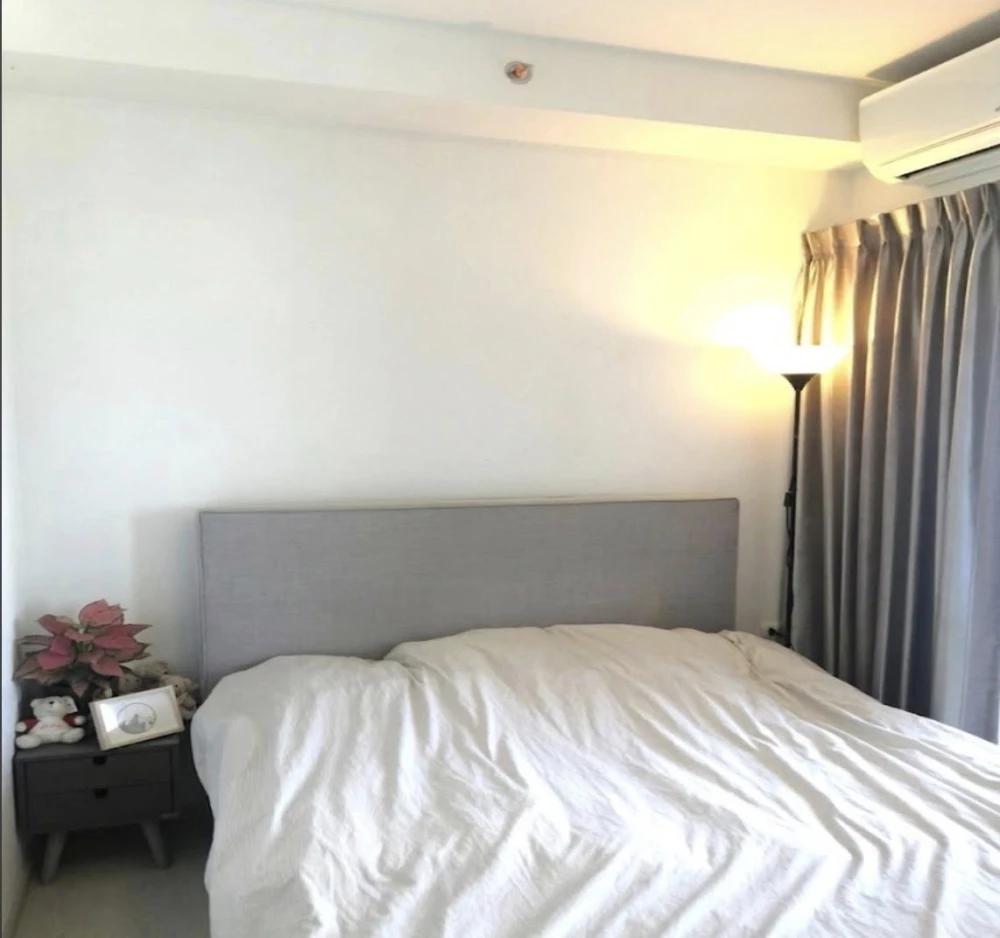 For sale or rent: Chapter One Eco Ratchada-Huai Khwang condo. Great location, convenient transportation. Don't wait!