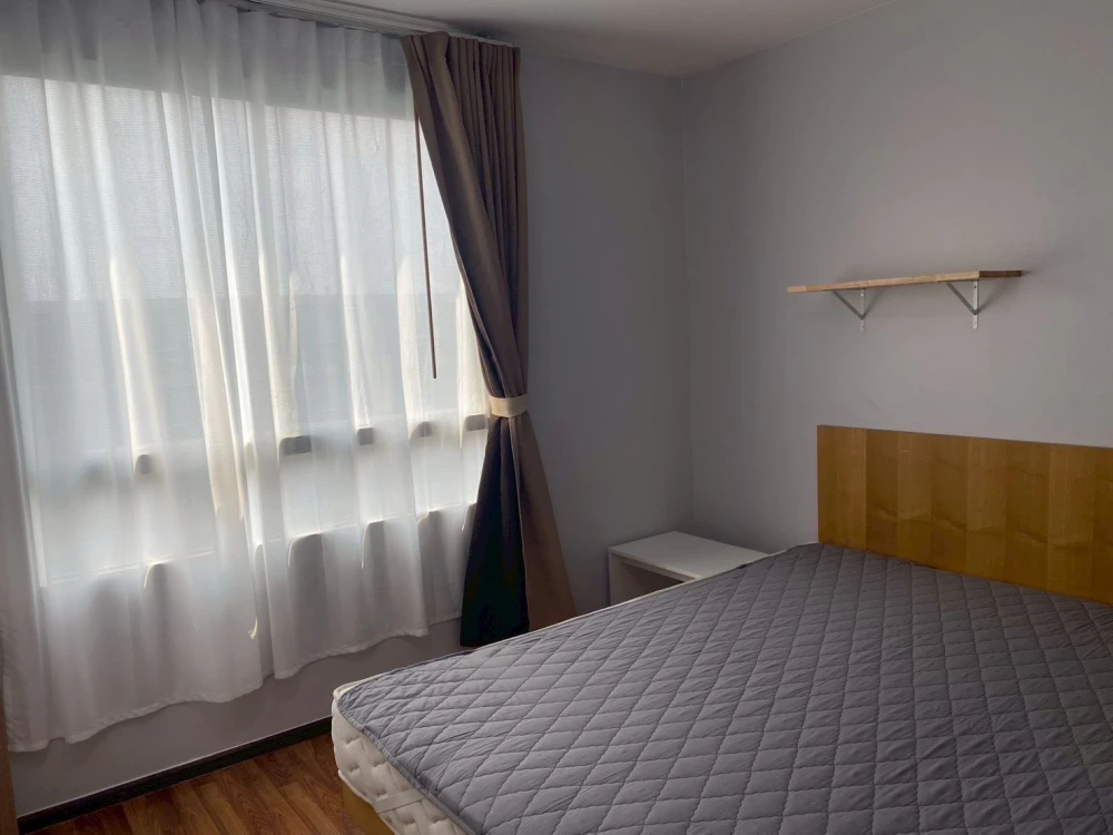 Sell, rent, U Ratchayothin (Phaholyothin 32), 8th floor, corner room, quiet, pool view, say that it's very nice.