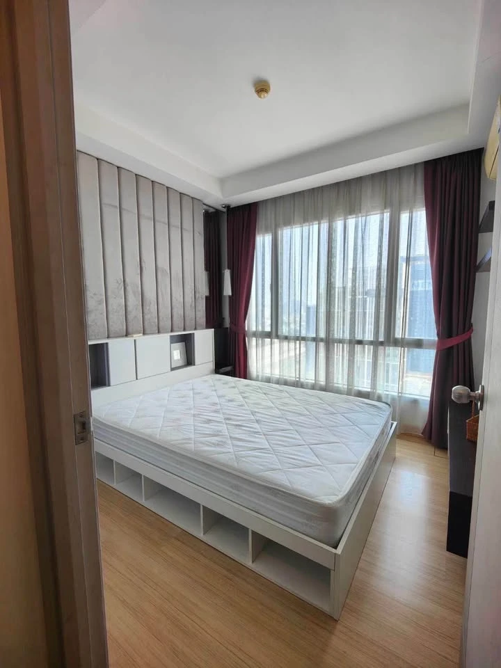 Condo for rent, True Thonglor, nice decorated room With a good built-in, complete the battle in one place, you must hurry and reserve.
