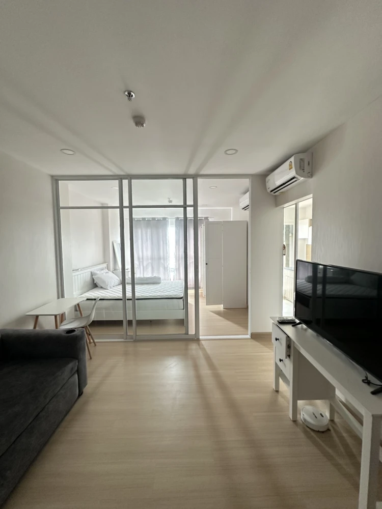 Condo for sale, rent, Supalai Veranda Ramkhamhaeng, room divided into private areas, comfortable sofa to sit on, don't wait.