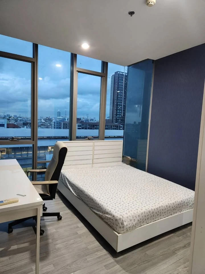 Condo for sale, rent, The Room, BTS Wongwian Yai, fully furnished, plus a cute price, don't miss it!! Hurry up to reserve now!