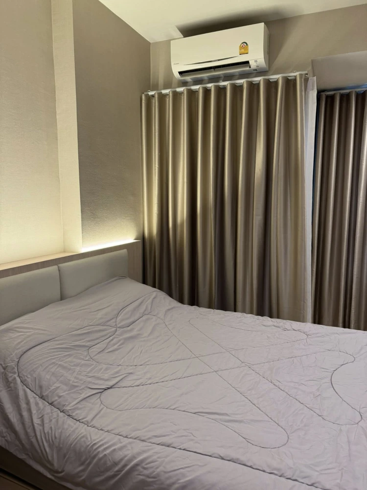 Condo for sale or rent: IDEO Rama 9-Asok. A nice room, just the right size, with built-in furniture in soothing tones. Great price. Reserve now!