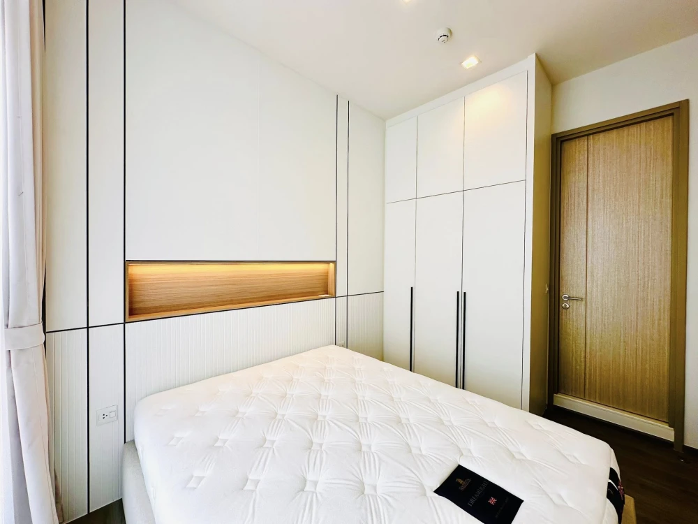 For sale or rent: The Address Siam-Ratchathewi, located in the heart of the city, suitable for all ages, lifestyles, and travel. Very worth booking.