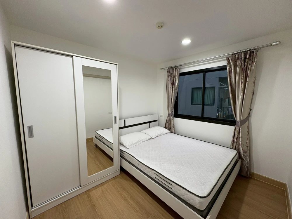 For rent or sale, B-Loft Sukhumvit 115 comes with full decoration. Super convenient. Hurry up to reserve now. Hurry up.