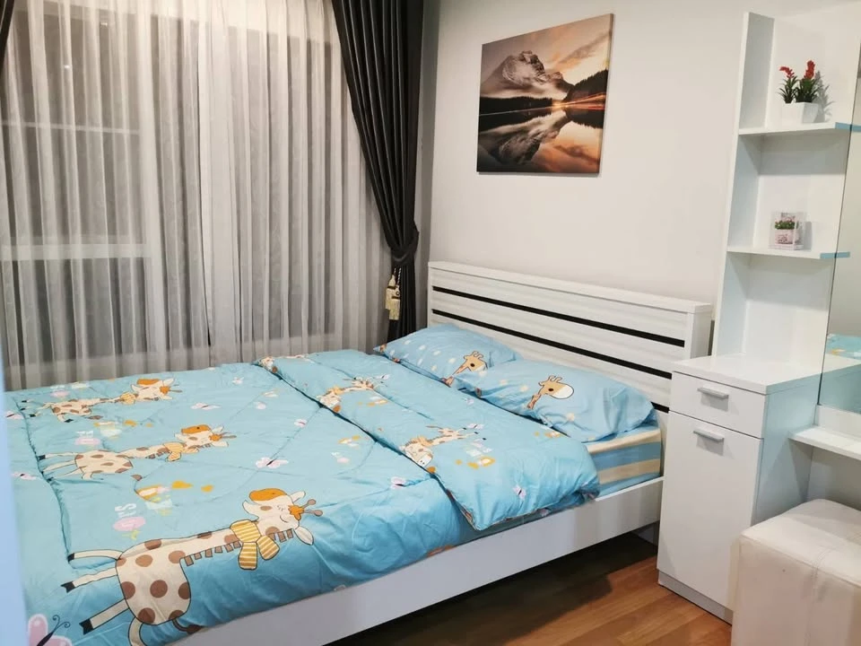 For sale, for rent, Regent Home Bang Son, 15th floor, beautiful room, nice to live in, complete facilities, book first, get it first.