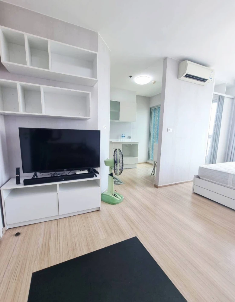 For sale or rent: Fuse Sense Bangkae, 15th floor unit in a prime location. Fully furnished and conveniently located. Don't miss out!