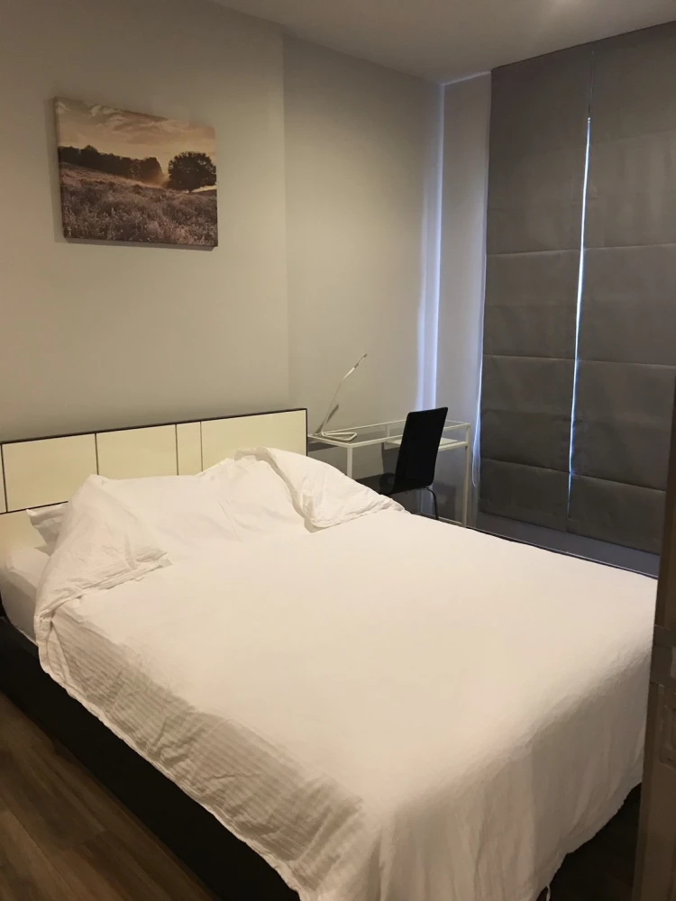 For sale or rent!! Condo Ceil by Sansiri Ekamai, 8th floor, beautiful and very livable. Fully furnished, ready to move in. Reserve now!!