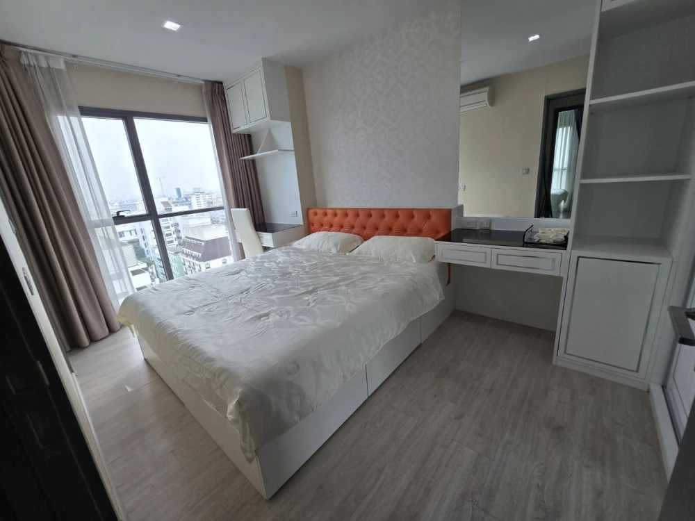 Sell, rent, urgent!! Condo Rhythm Rangnam, built-in furniture, decorated, ready to move in immediately!!