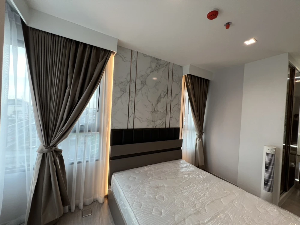 Urgent sale!! Condo Life Sathorn - Sierra, beautiful room, built-in Luxury-Modern style, very beautiful, ready to move in, book now!!
