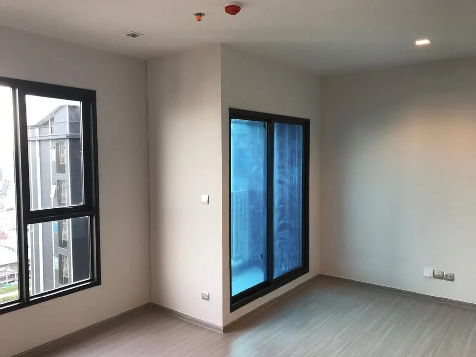 For sale ELIO Sukhumvit 64, beautiful room, decorated in a luxurious style, looks expensive. with premium grade furniture Beautiful, worth it. Hurry u