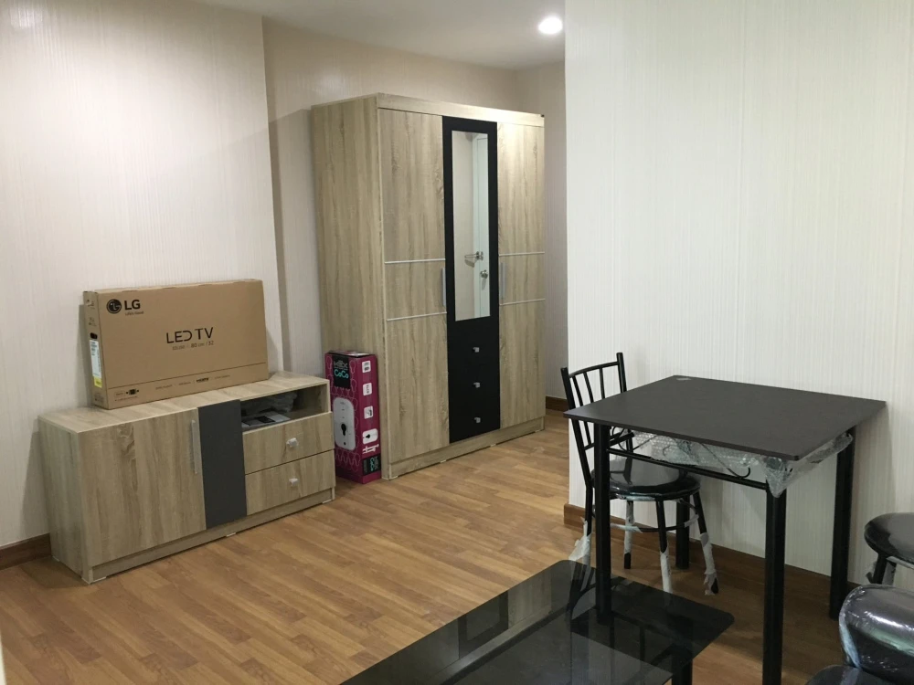 Condo for sale, Regent Home Bang Son 27, 16th floor, beautiful swimming pool view, comes with a special price, come reserve now.