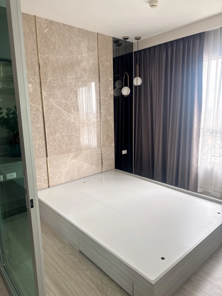 Newly Renovated & Built-in Furniture Condo for SALE - 22nd High Floor, Tower S, Move-in Ready on Main Ngamwongwan Road | ✨ Aspire Ngamwongwan