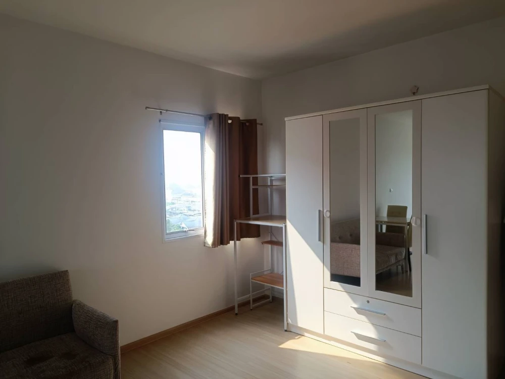 Spacious 31.72 sq.m. Condo for SALE - 8th Top Floor, Building D, Fully Furnished with Private Washing Machine near MRT Tha Phra | ✨ Unio Charan 3