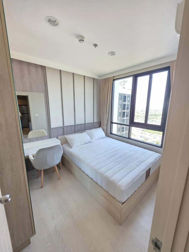 Condo for sale: New Noble Srinakarin – Lasalle, 42nd floor, stunning view, 2 bedrooms, 1 bathroom, fully furnished with built-in furniture and applian
