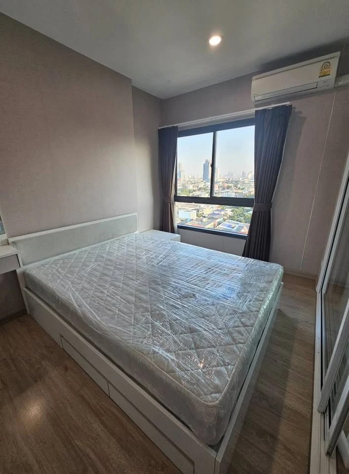 Condo for sale, Parkland Phetkasem-Tha Phra, 15th floor, open city view, no buildings blocking, great price, come and own it now.