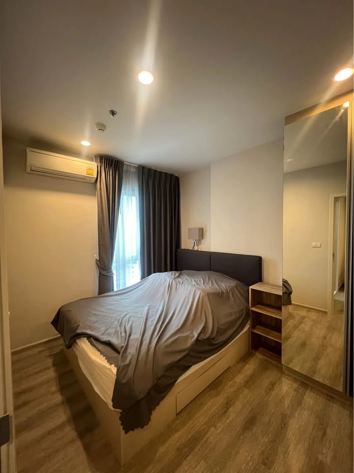 Condo for sale at Centric Ari Station, high floor, room location is above the swimming pool, this floor has few units, private, quiet, not crowded, bu