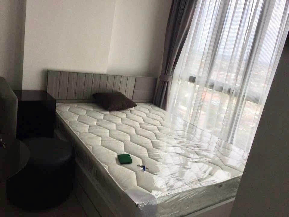 Condo for sale, Ideo Sathorn Thapra, ready to move in, complete facilities, 28th floor, high view, buy now.