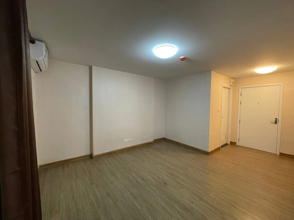 Condo for sale PLUM CONDO 89, empty room, affordable price, room lovers, I tell you that you must not miss it.