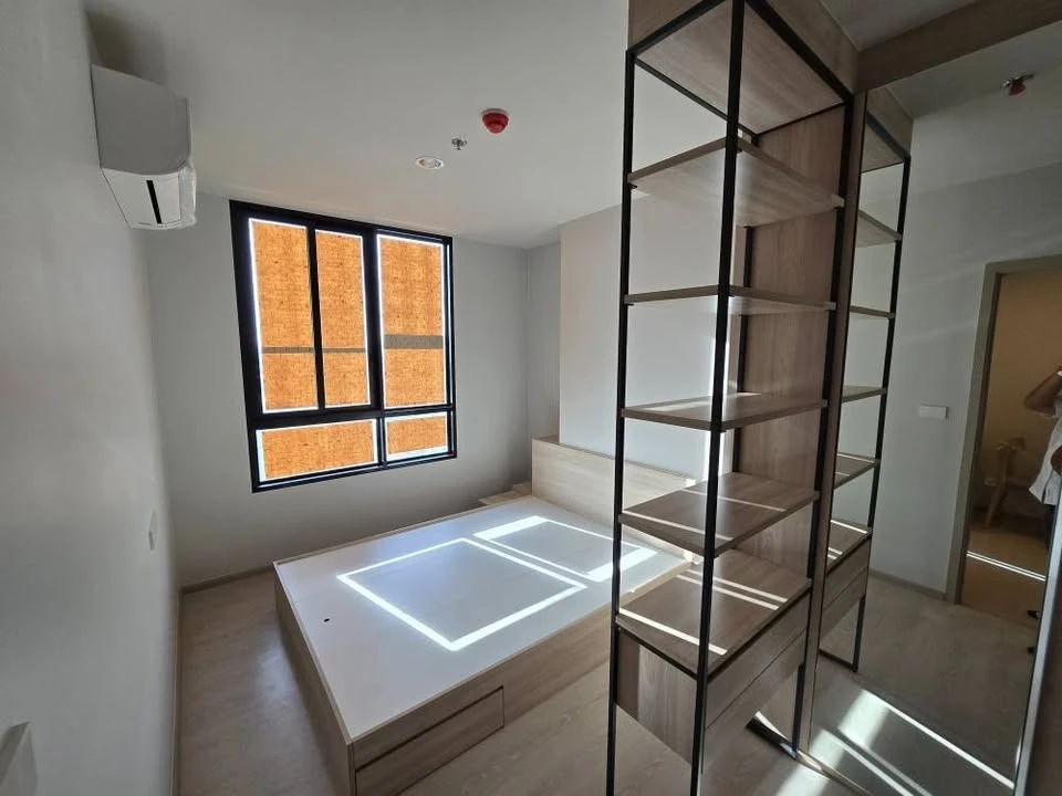 Selling down payment Noble New Mega Plus Bangna, 17th floor, good project, great location, interested in owning, hurry and reserve now, urgently.