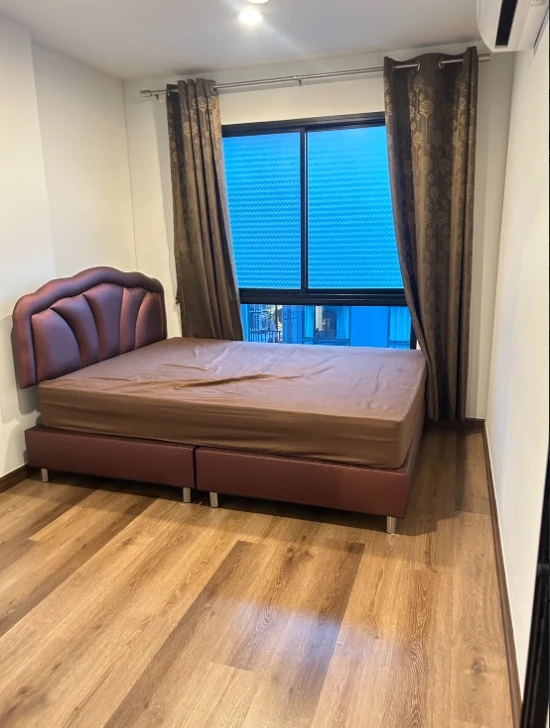 Sell down payment Hi Condo Suthisan, beautiful room, good view, hurry up to this room.