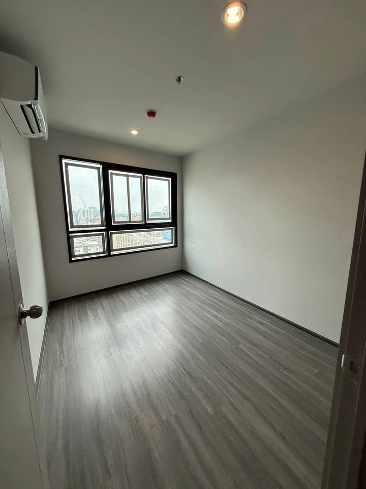 Condo for sale, Ideo Ramkhamhaeng - Lamsalee Station, 12th floor, good location, south facing, open view + swimming pool view, reserve now!