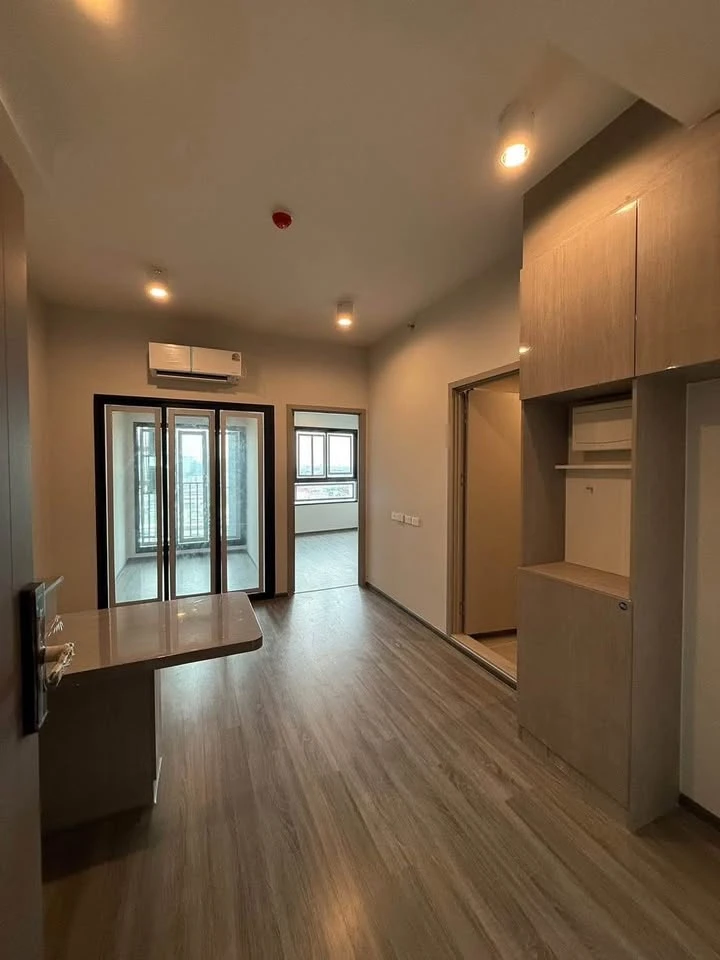 Condo for sale, Ideo Ramkhamhaeng - Lamsalee Station, studio room, hybrid, 2 floors, high ceiling, good price, buy now!