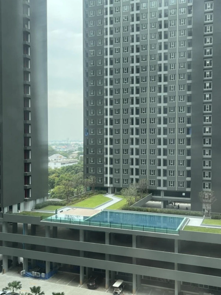 Condo for sale, Regent Home Bangna, garden view room, pool view, very attractive price, come and reserve now!