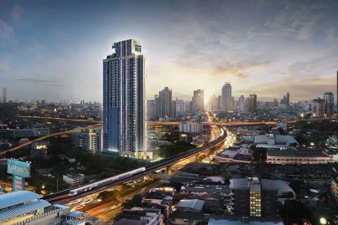For sale, Aspire On Nut Station Condo, located in a prime location, near BTS On Nut. Interested in owning one, hurry and reserve now!