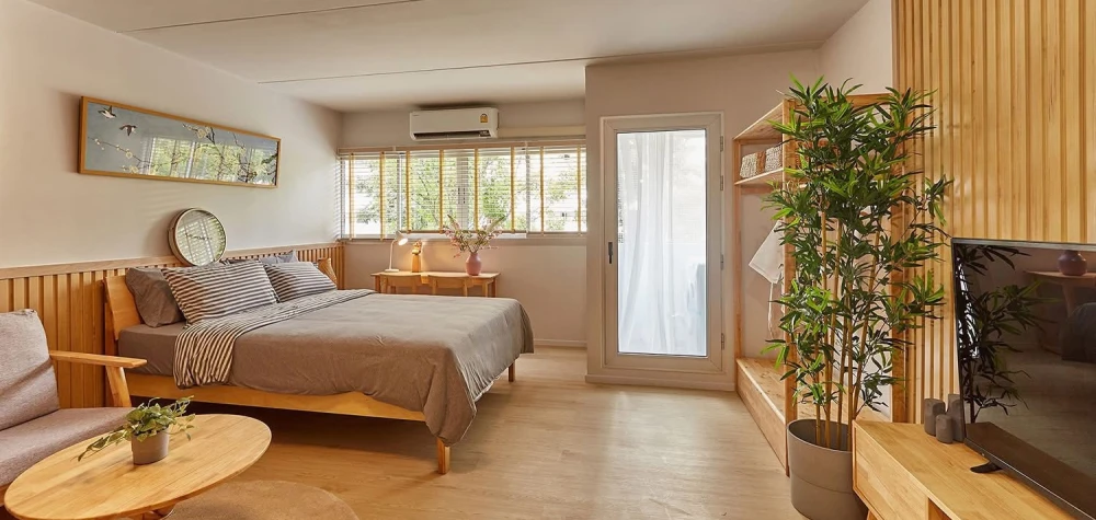 Down payment sale: Mori Condominium, Muang Thong Thani. View overlooking St. Francis Xavier School, no obstructing buildings. Corner unit, direct acce