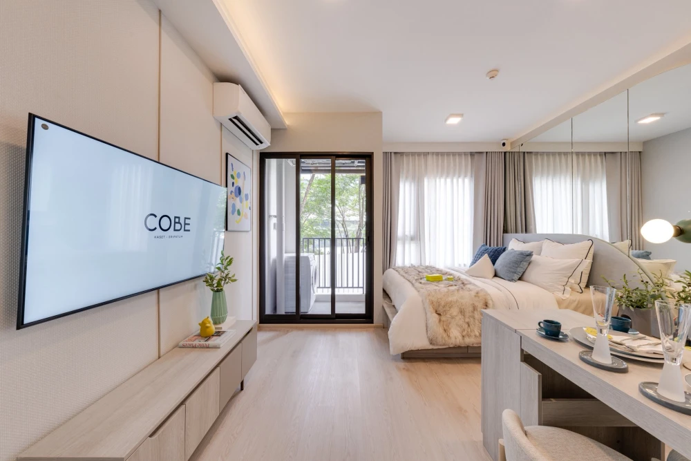 Selling down payment for COBE Kaset Sripatum, 12th floor. Great project, great location. Book now, don't miss out!