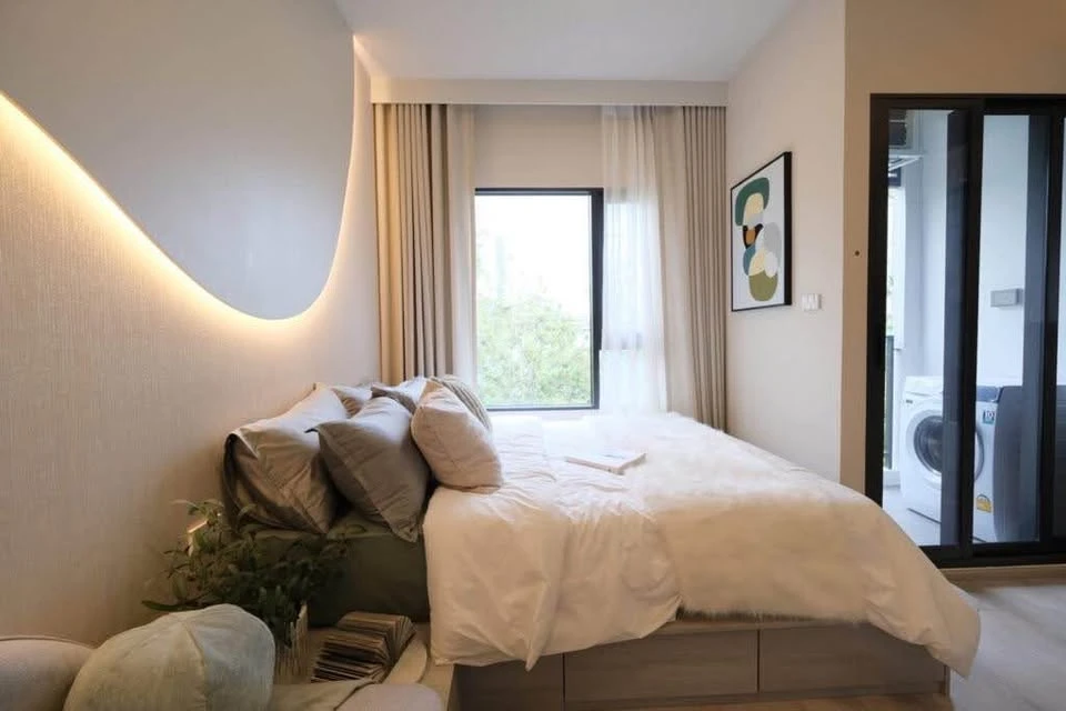 Selling down payment for Cobe Ratchada Rama 9, Building F, 18th floor, Fully Furnished, full of amenities. Interested, reserve now.