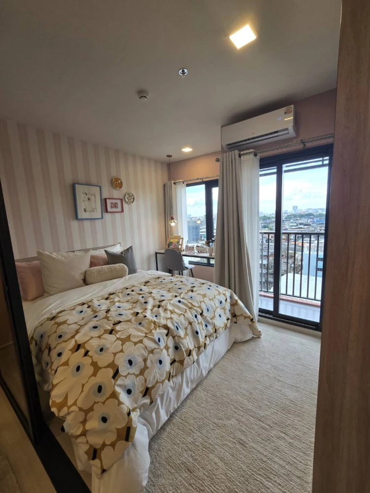 Down payment sale FLO by Sansiri, 10th floor, river view, the best side in the project. Come and own it today. Don't miss out!