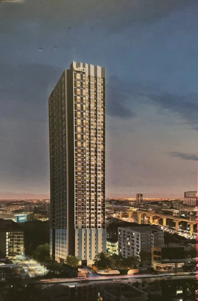 Selling down payment Ideo Ramkhamhaeng - Lam Sali Station, 1 bedroom plus room, 21st floor, beautiful city view, buy now