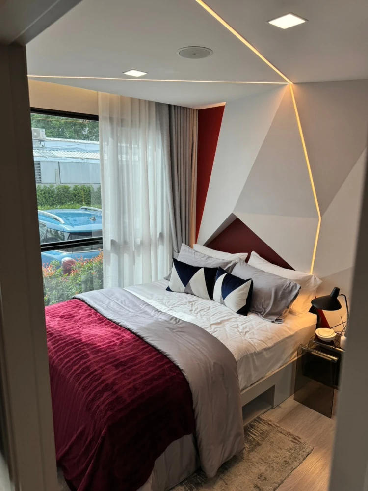 Selling down payment for Kave Luminous Bangmod, 4th floor. Great project, great location. Book now!