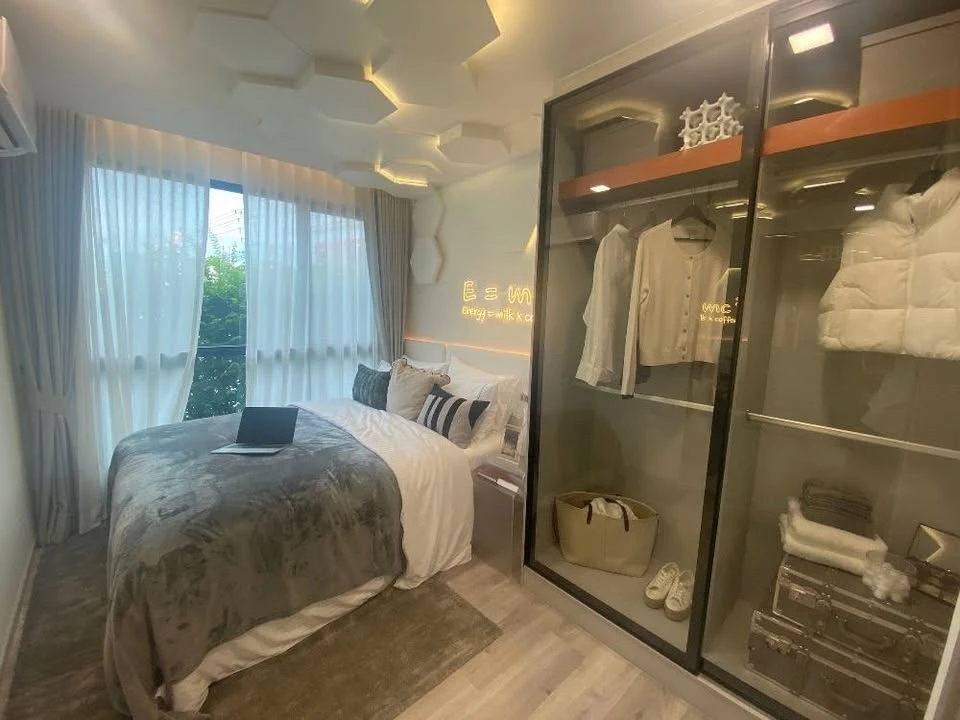 Selling down payment Kave Luminous Bangmod, a very special room, a very beautiful plan, with a lot of freebies. I must say that you must reserve it.