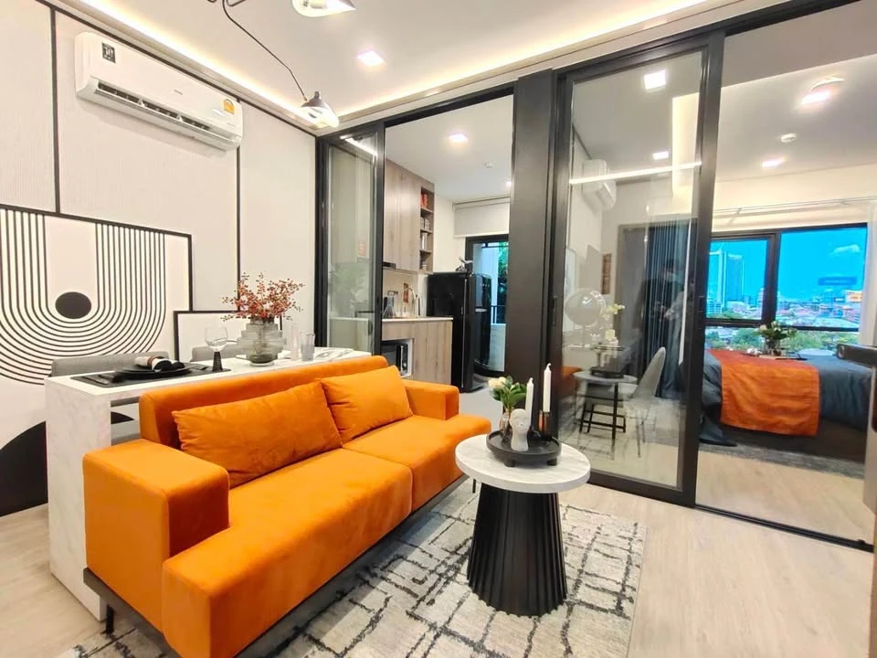 Down payment sale Metris District Ladprao, good energy room number, supports career and money luck, high floor, view from balcony towards Ladprao Road