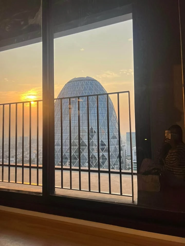 Selling down payment Noble Around Ari, high-rise room, natural light from afternoon to evening, not blocked, great view, hurry up and grab it now!
