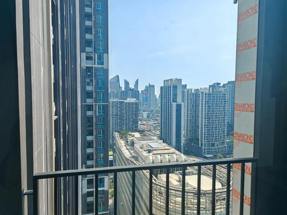 Selling down payment Nue District R9, spacious room, comfortable, high view, hurry and book before you miss out!