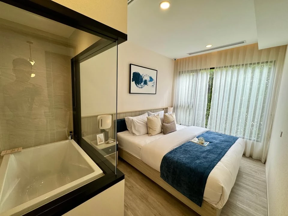 Selling down payment Origin Place Bangna 1 Bed 1 Bath 24th floor, good view, not hot, must hurry to reserve now.