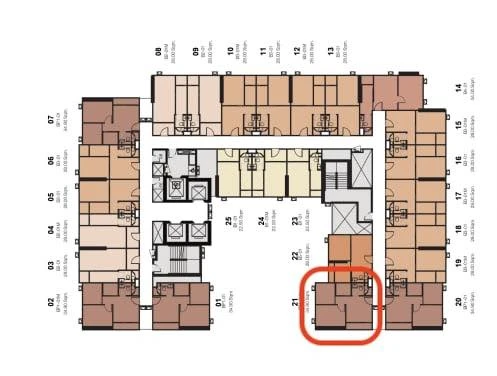Selling down payment for Origin Play Bangkhunnon Triple Station, corner unit, less crowded, great location, convenient transportation. Book now!