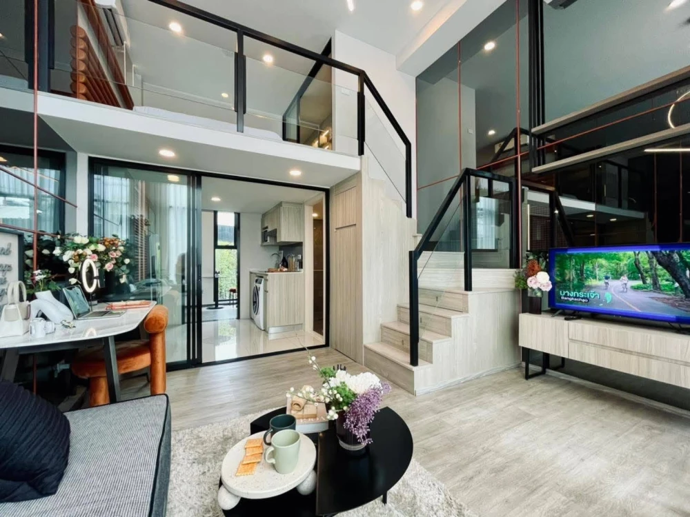 Selling down payment Origin Plug & Play E22 Station, 19th floor, good project, nice location, reserve now, urgently.