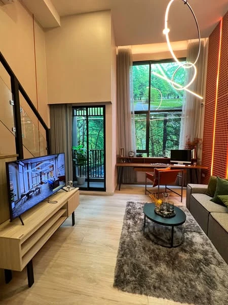 Down payment sale Origin Plug & Play Srinakarin, 19th floor, beautiful view, airy, open, reserve now before it's gone.
