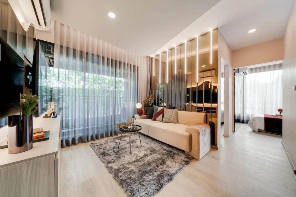 Selling down payment Origin Plug & Play Srinakarin, spacious room, lots of usable space, good location, great common area, don't miss it.