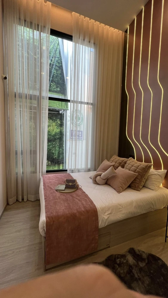 Down payment sale Origin Plug & Play Srinakarin Duplex room, 19th floor, open view, interested, reserve now.