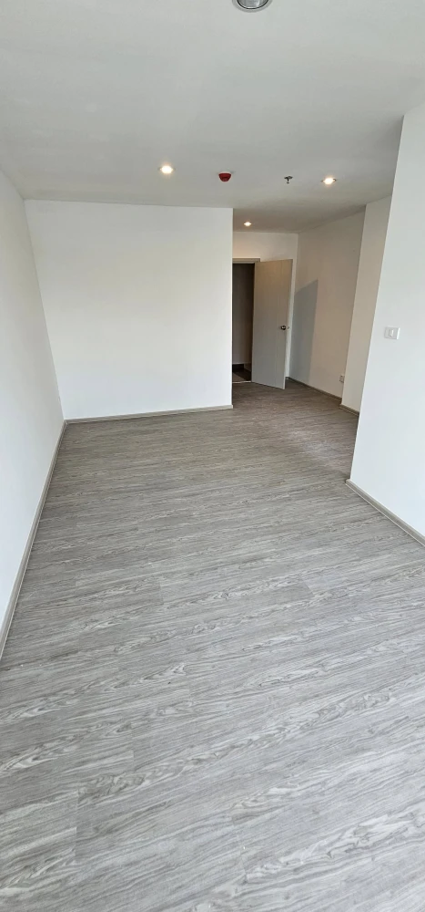 Selling down payment at Regent Home Bangna, 8th floor room, spacious and comfortable, hurry and book now before you miss out+++