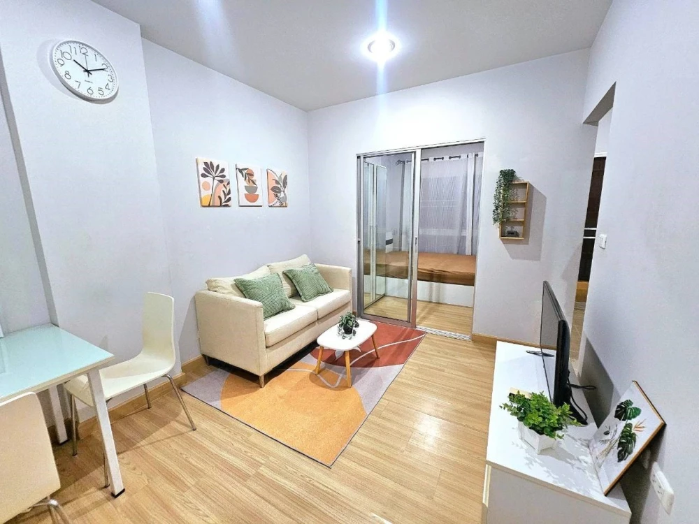 Urgent sale!! Condo The Kit Tiwanon, beautiful room, clean, very good condition, ready to move in immediately, book now!!