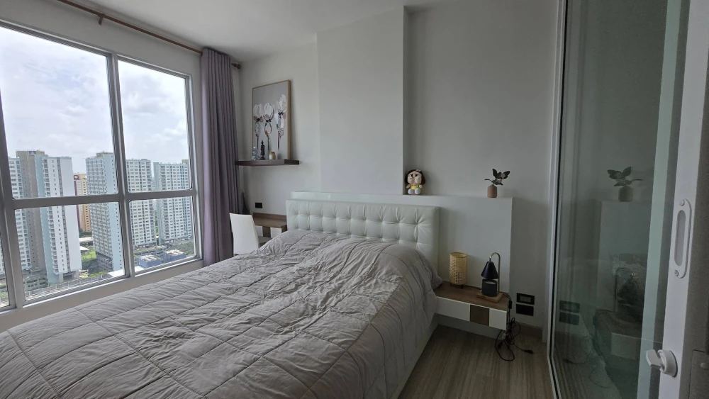 Urgent sale! The Hotel Serviced Condo—move-in ready, fully equipped with amenities, and offered at a great price. Don’t miss out—buy now!